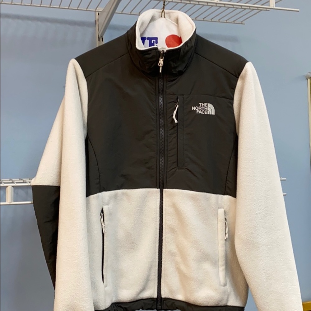The North Face Denali Fleece Jacket- white/ gray